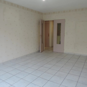 Appartement T3 avec balcon et cave
